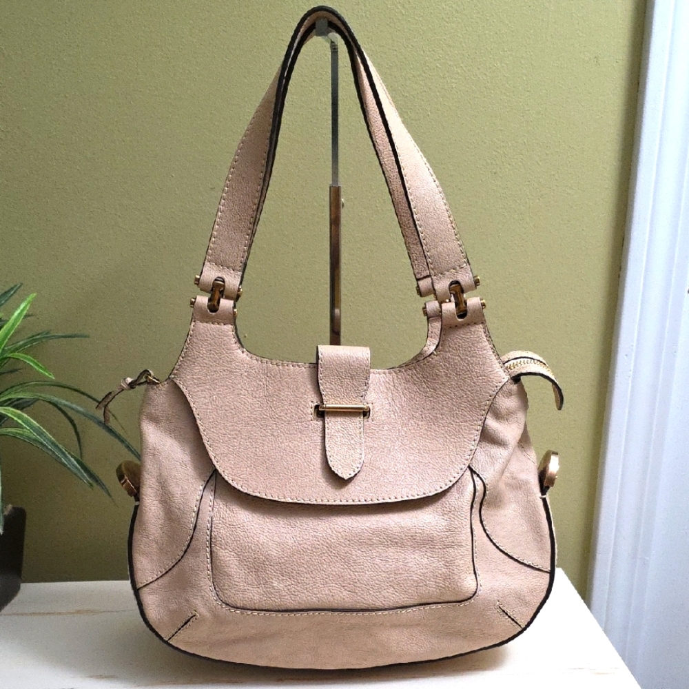 Chloe | Beige Pebblegrained Shoulder Bag